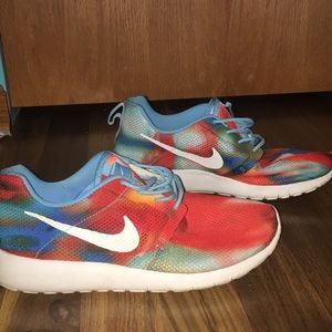 red white and blue roshes